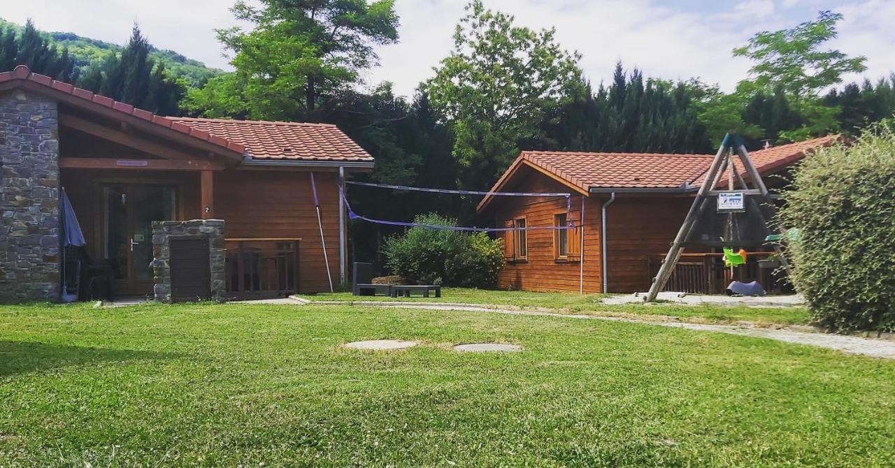 Le Hameau Du Comte De Foix Aparthotel Mercus-Garrabet Bagian luar foto