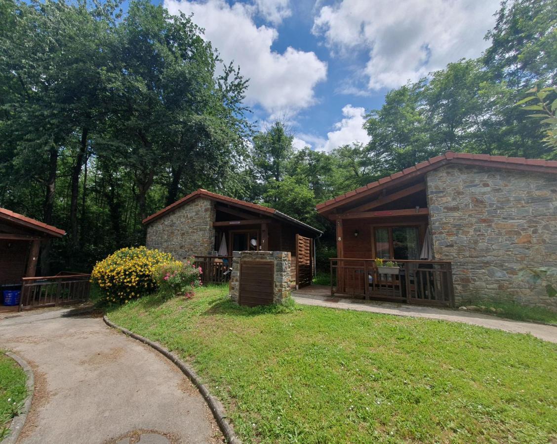 Le Hameau Du Comte De Foix Aparthotel Mercus-Garrabet Bagian luar foto