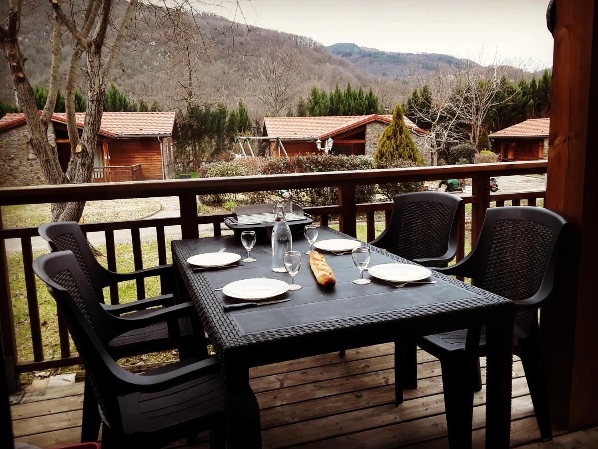 Le Hameau Du Comte De Foix Aparthotel Mercus-Garrabet Bagian luar foto